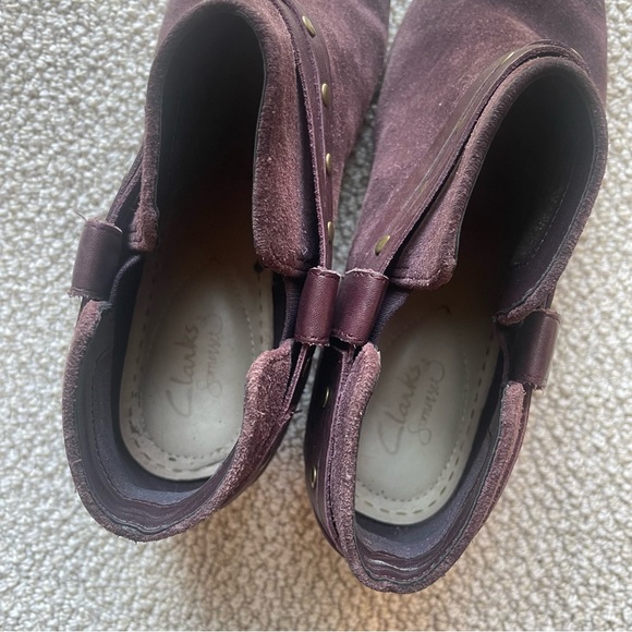 Clarks Marron (Purple) Suede Slip On Ankle Boots - Picture 2 of 8